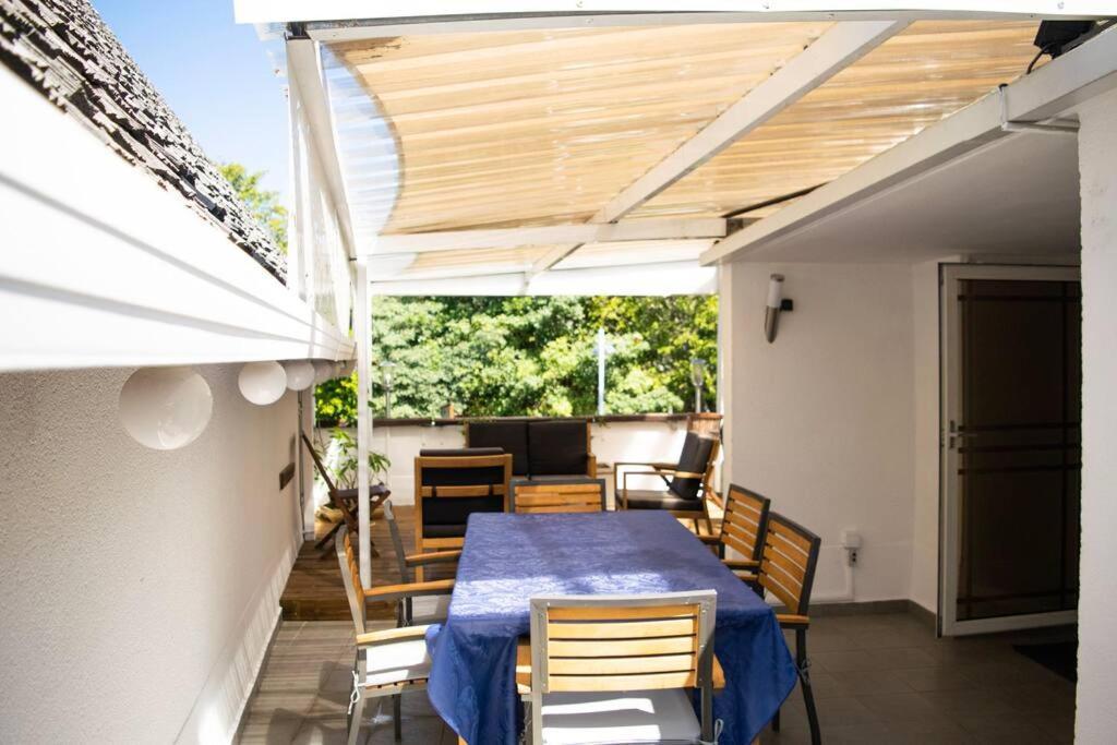 Appartement Le Flamboyant à Saint-Gilles Les Bains Extérieur photo