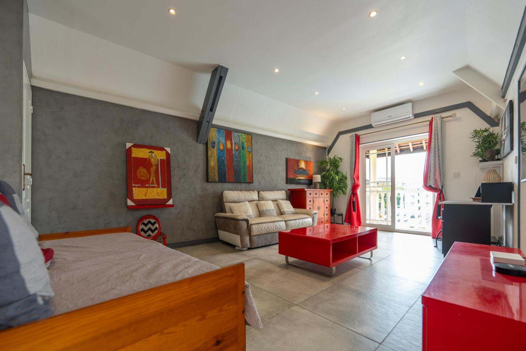 Appartement Le Flamboyant à Saint-Gilles Les Bains Extérieur photo